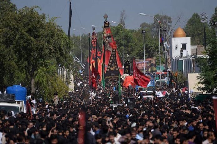Ashura 2023 - Muslims gather to remember Imam Hussain and his companions