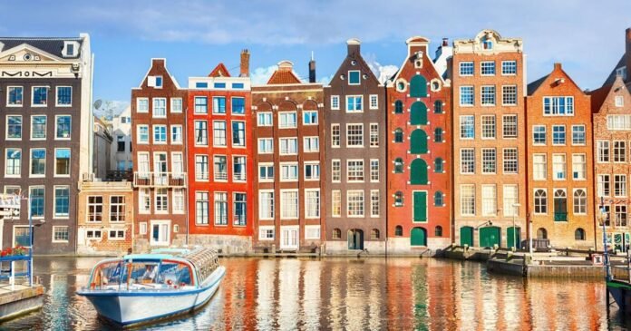 Europe postpones imposing travel entrance fees ETIAS until 2025